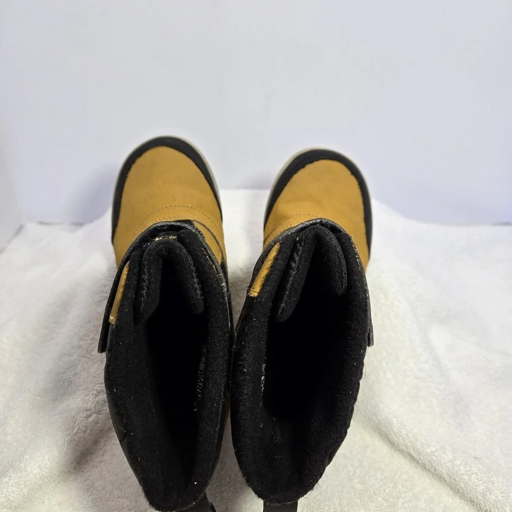 Merrell Kids Snowstorm Jr Yellow and Black Winter Boots Size 12 Waterproof Warm